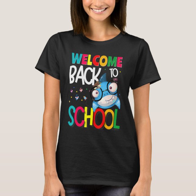 Welcome Back to School First Day of School Teacher T Shirt (Framsida)