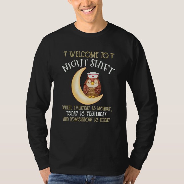 Welcome To Night Shift Nurse Retro Love Stethoscop T Shirt (Framsida)