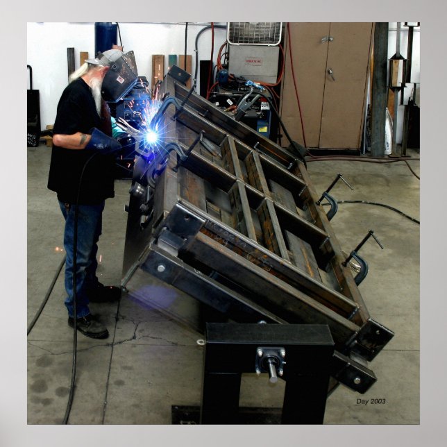 Welder, Hess Microgen Poster (Framsidan)