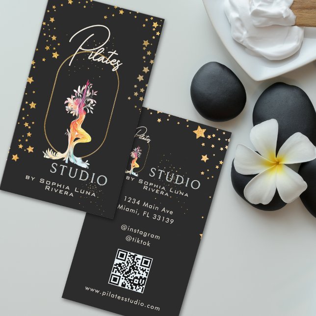 Wellness Yoga Studio Gold Stars Black QR Code Visitkort (Wellness Yoga Studio Gold Stars Black QR Code Business Card)