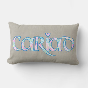 Welsh Blommigt Text Cariad with Heart Lumbar Pillo Lumbarkudde