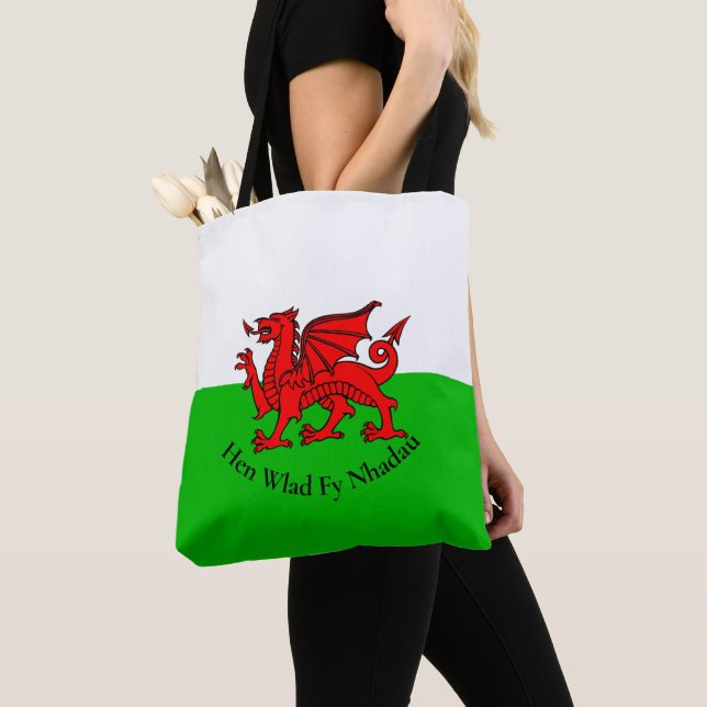 Welsh Dragon Flagga, till St David's Day Tygkasse (Närbild)
