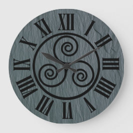 Welsh Slate Effect, Celtic Icon, Black Roman Figs. Stor Klocka