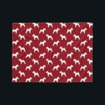 Welsh Terrier Silhouettes Mönster Red and White Fleecefilt<br><div class="desc">Welsh Terrier Silhouettes Mönster Red and White Fleece Blanket. Den här walesiska älskare filten gör ett imponerande sängtäcke eller en äckelfilt för soffa. Mjuk och trög för att du klämmer på soffan med din hund vän. Den här filten finns i tre storlekar och är en gåva till vilken walesisk Terrier...</div>