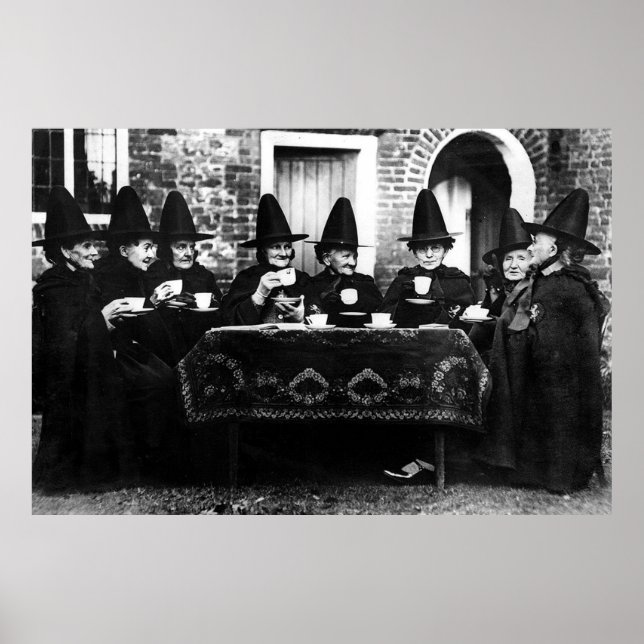 Welsh Witches with Tea Crone Teatime Poster (Framsidan)