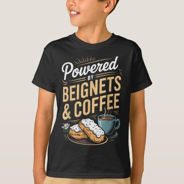 Wered By Beignets And Coffee Funny New Orleans Quo T Shirt (Framsida)