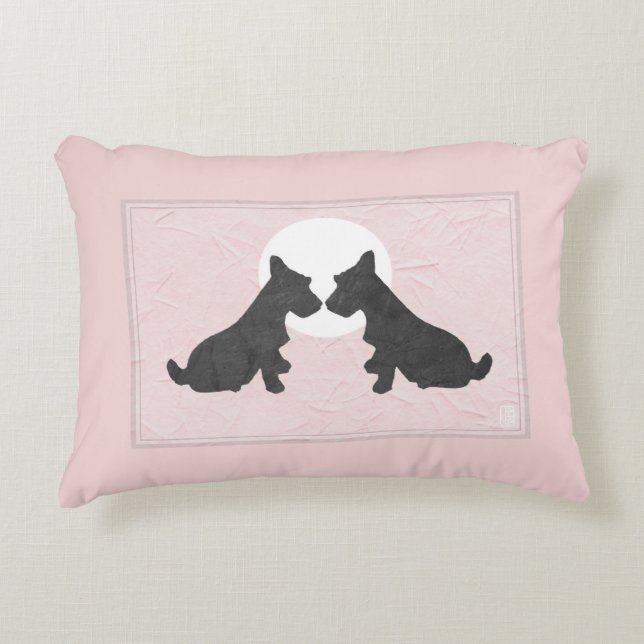 WeScotties Rosa Puppy Kärlek accent Pillow Prydnadskudde (Framsidan)