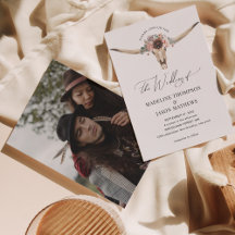 Western bohemisk Blommigt Cow Skull Photo Bröllop