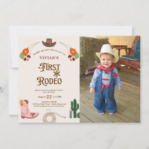 Western Cowgirl First Rodeo Photo Birthday Inbjudningar