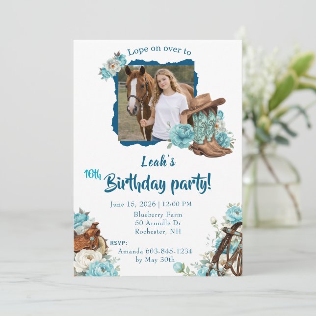 Western Horse Floral Birthday Invitation – White Inbjudningar (Stående Fram)