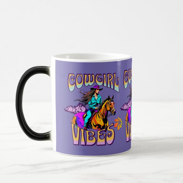 Western Rodeo Cowgirl Vibes and Horse Magisk Mugg (Vänster)