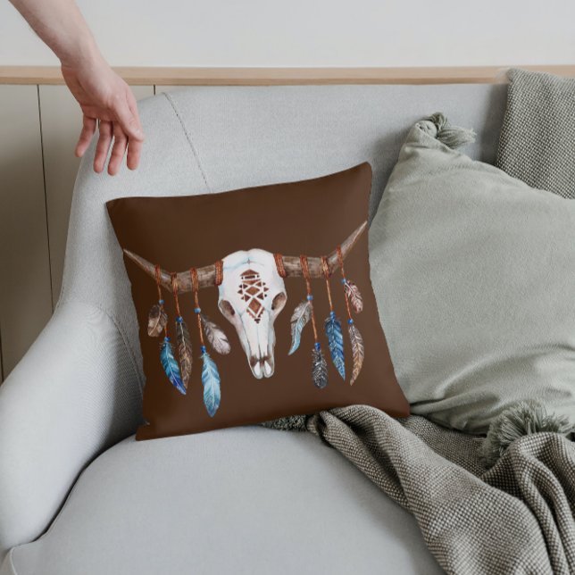 Western Steer Skull och fjädrar Kudde (Skapare uppladdad)