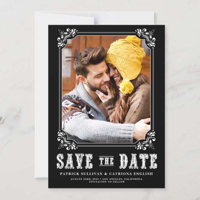 Western Typography Photo Frame Save the Date Magnetisk Inbjudningskort (Framsida)
