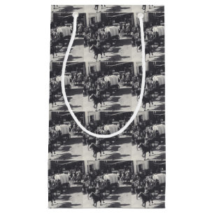 Westerna Cowboys Gift Bag Trail Riders and Wagons