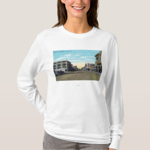 Westernt beskåda från huvudsakliga StreetVisalia Tee
