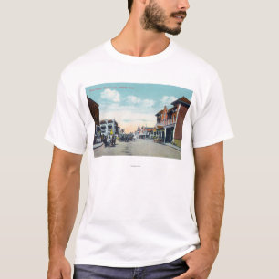 Westernt beskåda från huvudsakliga StreetVisalia Tee