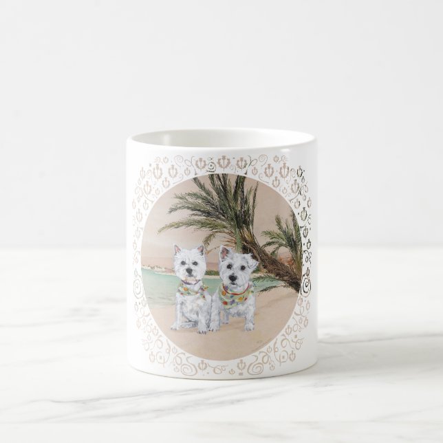 Westies på en palmkantad strand kaffemugg (Center)