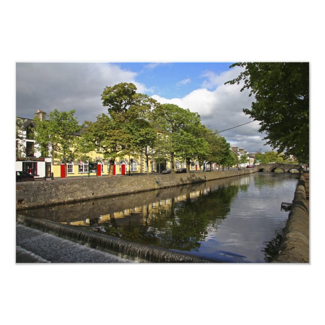 Westport, Irland. Den atlantiska staden Fototryck (Framsidan)