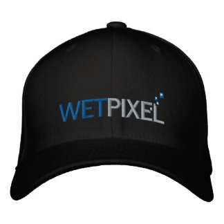 Wetpixel Hat #1 Broderad Keps