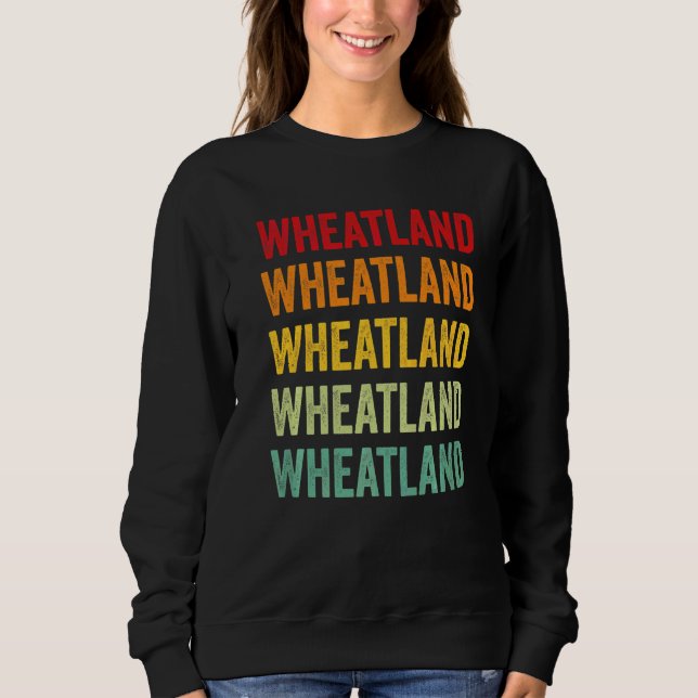 Wheatland County Montana Regnbågstext T Shirt (Framsida)