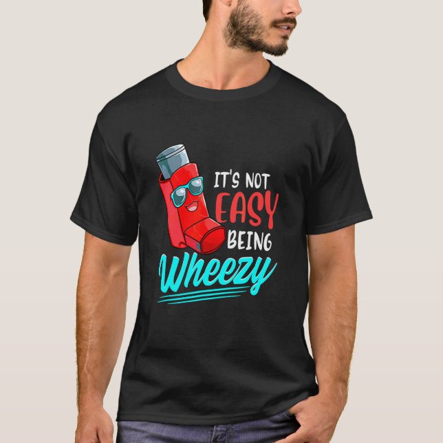 Wheezy Asthma Inhaler World Asthma Awareness T Shirt (Framsida)