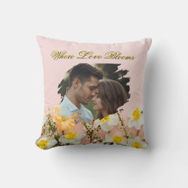 Where Love Blooms Pillow | Spring Romance Throw  Kudde
