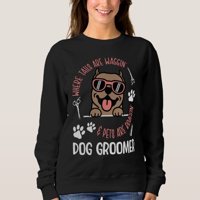 Where Tails Are Waggin Dog Groomer Dog Grooming T Shirt (Framsida)