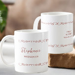 Whimissik Heart Doodle Red Orange Bröllopsfest Kaffemugg<br><div class="desc">Bröllopsfestens gåva för att anpassa dig efter dina brudar, föräldrar, maid of honor eller någon i brudens sida. Du kan också lägga till namn i brudgummen och deras bröllop-datum. Enkel, modern, viskös doodldesign med kärlek-hjärtan. Ni är också välkomna att redigera färger i designen verktyg, där ni kan ändra färg i...</div>