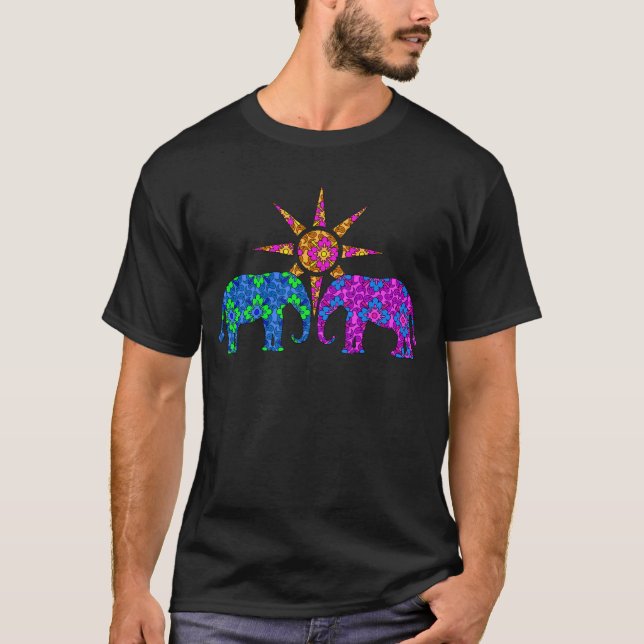 Whimissisk färgfull Paisley Elephants i Sol Tee Shirt (Framsida)