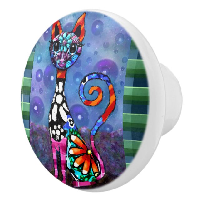 Whimsical Big-Eyed Funky Kitty Cat Abstract Knopp (Höger)