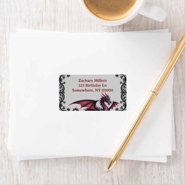 Whimsical Black Red Dragon Damask Sweet 16 Bash Adressetikett (Insitu)