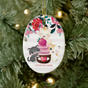 Whimsical blomster serieteckning katter jordgubb c julgransprydnad keramik