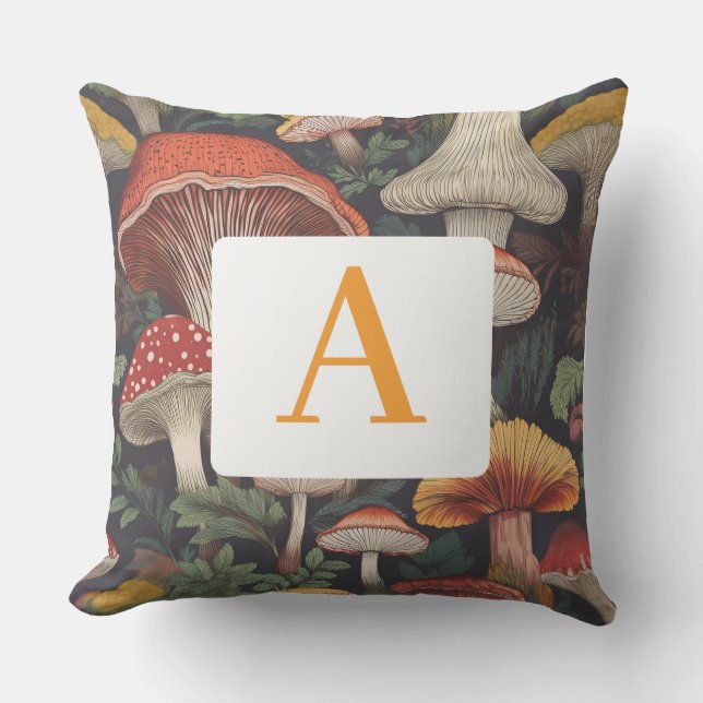 Whimsical Botanical Mushroom Mönster med Monogram Kudde (Framsida)