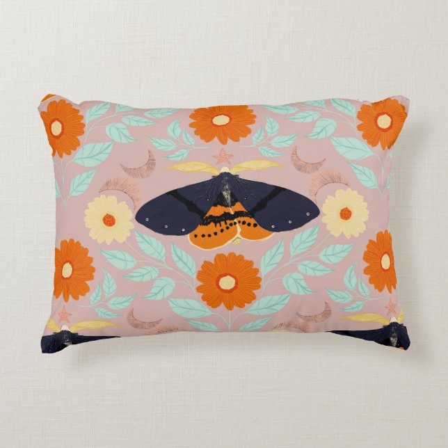 Whimsical Botanisk Mothsamlings | Mysig Konst Prydnadskudde (Framsidan)