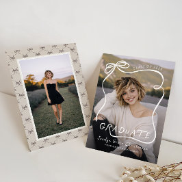 Whimsical Bow Frame Overlay Graduation Inbjudningar