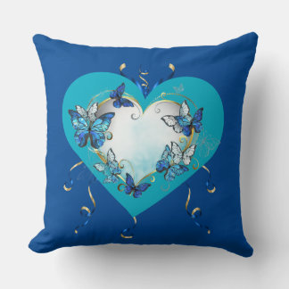 Whimsical Butterflies Heart Pillow Kudde