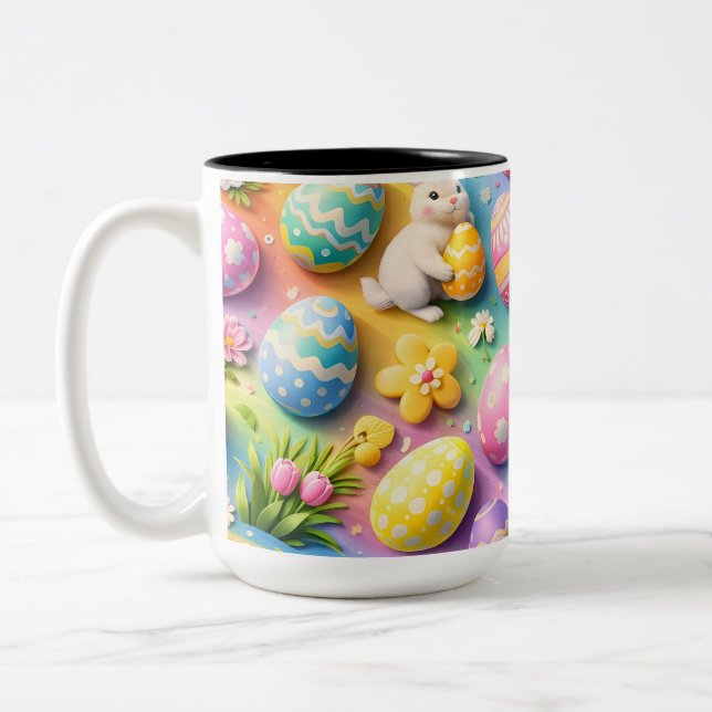 Whimsical Easter bunny and colourful egg pattern c Två-Tonad Mugg (Vänster)