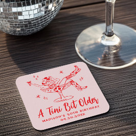 Whimsical En Liten Bit Äldre Rosa och Röd Födelsed Underlägg Papper Kvadrat