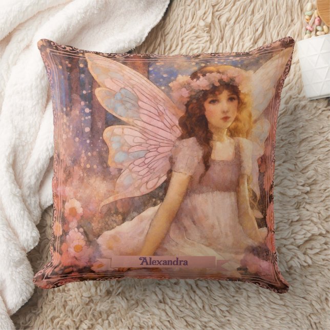 Whimsical Fairy in Dreamy Pink Floral Garden Kudde (Filt)