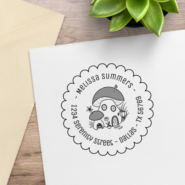 Whimsical Fairy Mushroom House Scalloped Adress Stämpel (Skapare uppladdad)