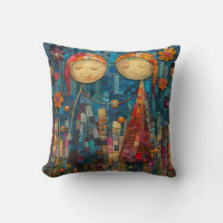 Whimsical Friends Holding Händer Cushion Kudde