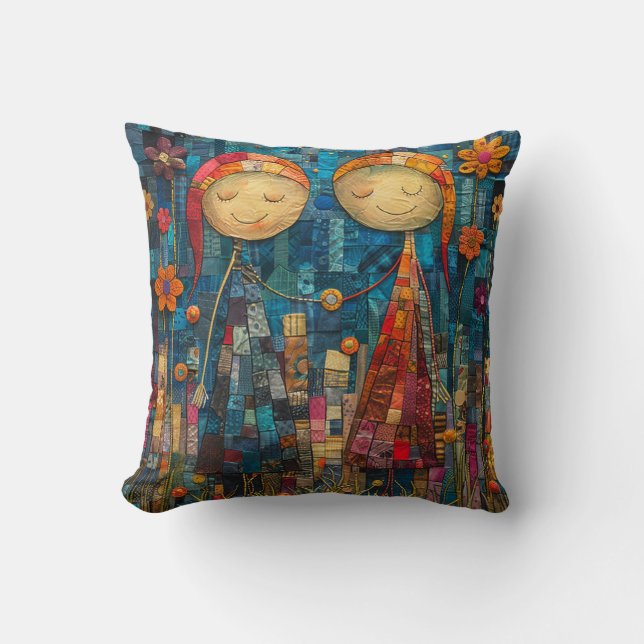 Whimsical Friends Holding Händer Cushion Kudde (Framsida)