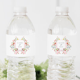 Whimsical Garden Wedding Vapensköld Monogram Vattenflaska Etikett
