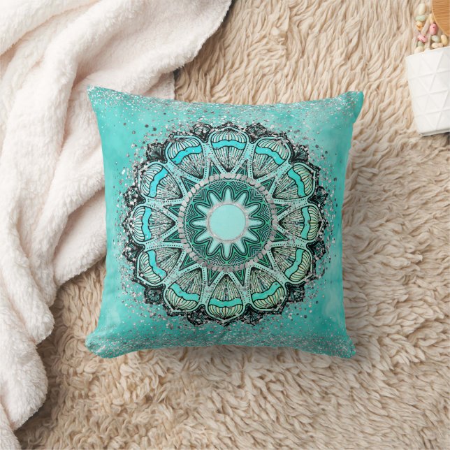 Whimsical Glittery Lotus Mandala på Teal Kudde (Filt)