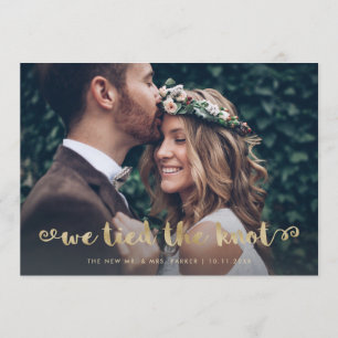 Whimsical Guld Förlovningsfotografi Annonsering Inbjudningar