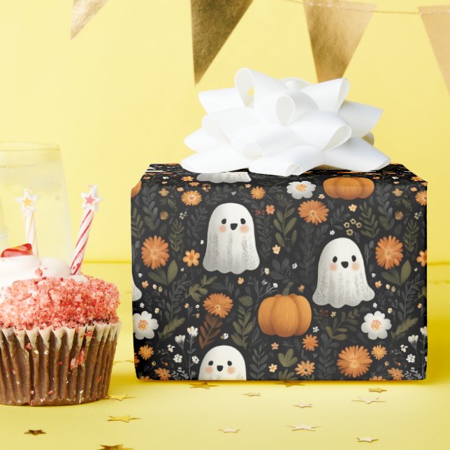 Whimsical Halloween Cute Spöken & Pumpkins Design Presentpapper (Födelsedagsfest)
