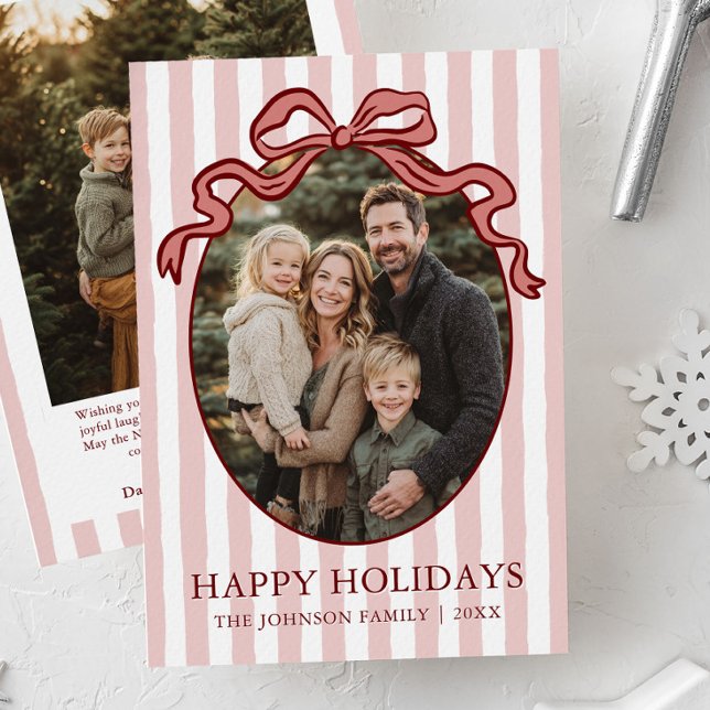 Whimsical Hand Drawn Coquette Red Bow Family Photo Julkort (Whimsical Hand Drawn Coquette Red Bow Family Photo Holiday Card)