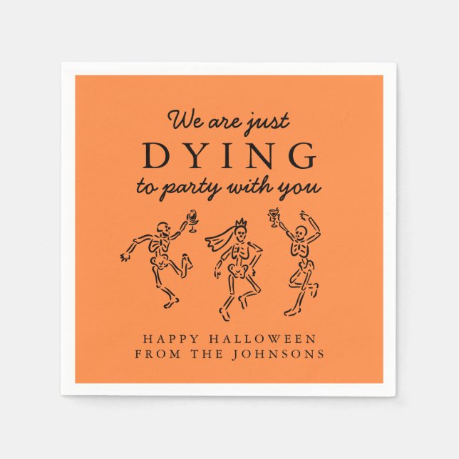 Whimsical Hand Drawn Skeletons Halloween Party Pappersservett (Framsidan)