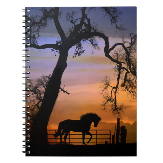 Whimsical Horse Notebook Anteckningsbok (Framsidan)