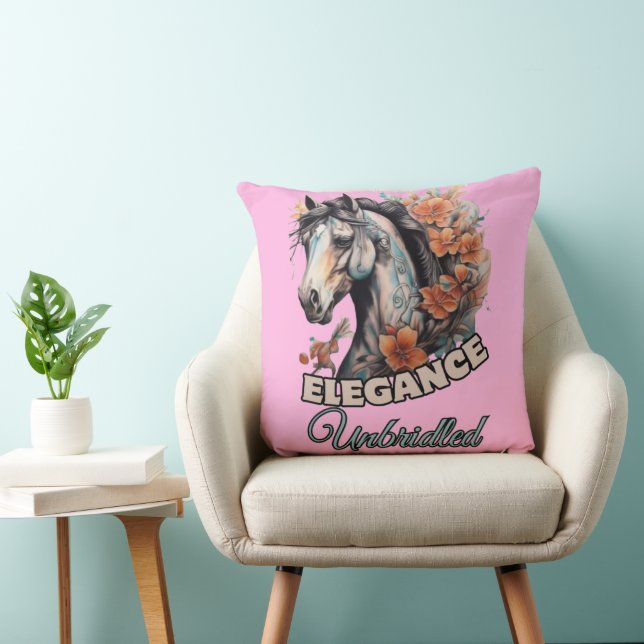 Whimsical Horse Tattoo med Vibrant Blommigt Touch Kudde (Stol)
